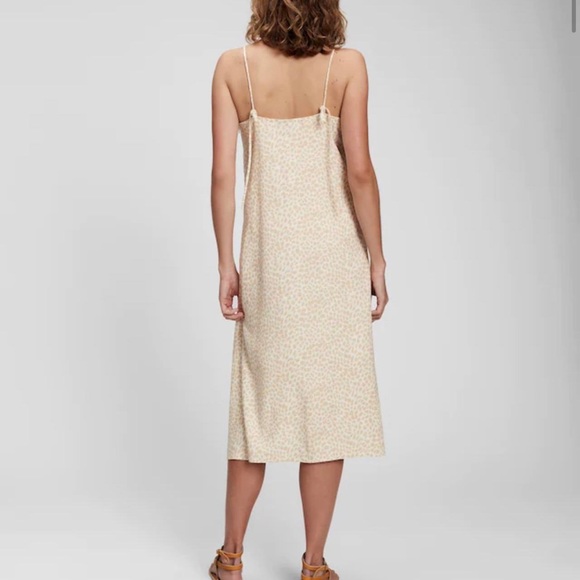 GAP Linen Blend Cami Midi Dress - Picture 2 of 4